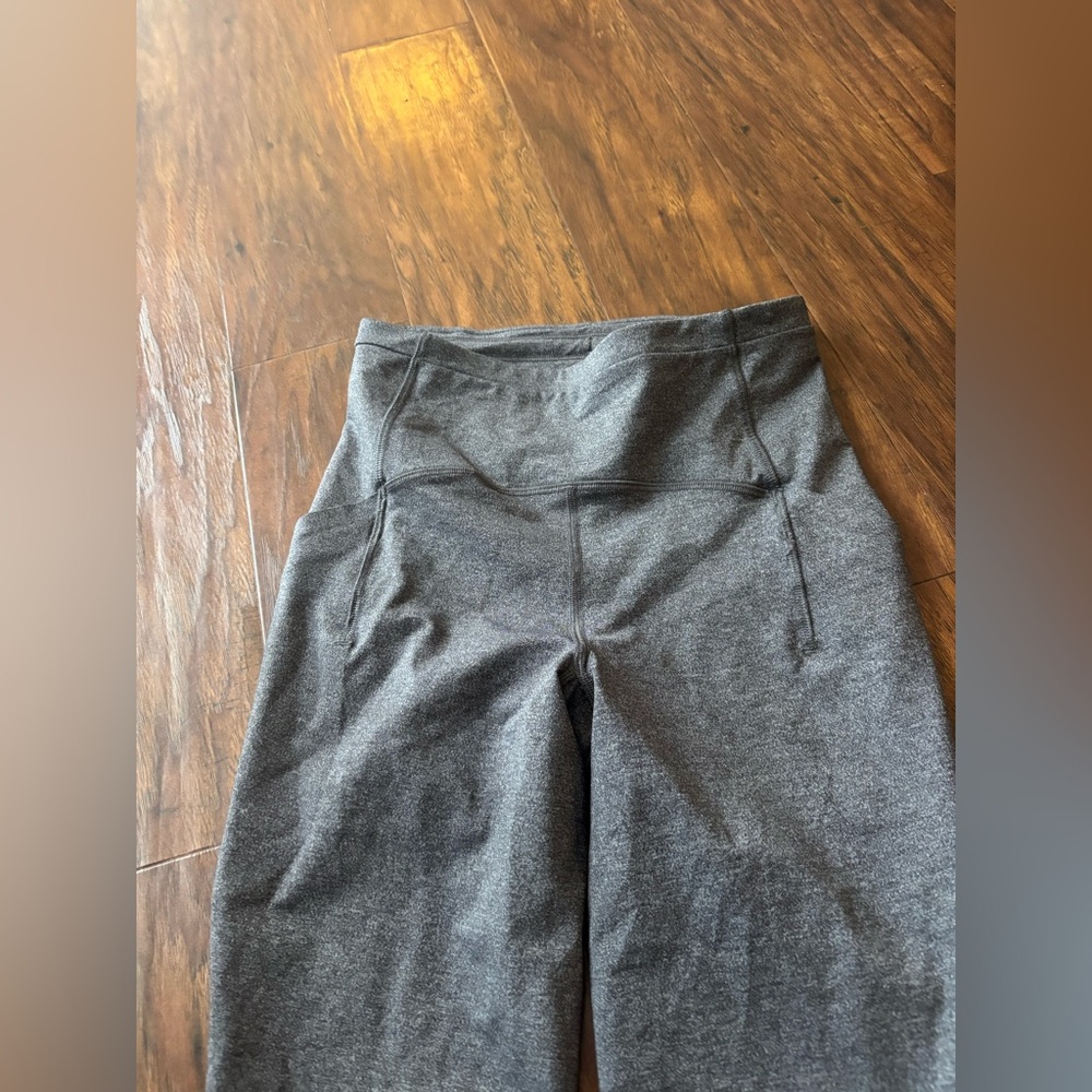 Lululemon Swift Speed High Rise Crop 21" Heathered Black Size 4 - Picture 3 of 5